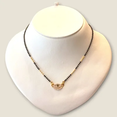 MAKE YOUR LOOK ELEGENT WITH LIGHT WAITED GOLD MANGALSUTAR | MSS417