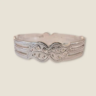 LOVELY SILVER KARA PAIR A PERFECT BLEND OF TRADITION | SK558