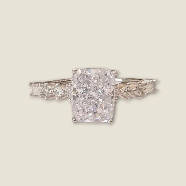 ELEGANCE IN EVERY DETAIL BEAUTIFUL SILVER RING | SLR1043