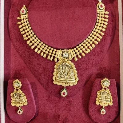BEAUTIFUL 916 HUID HALLMARK GOLD NECKLACE WITH EARINGS IN TEMPLE ART | ST614 BEAUTIFUL 916 HUID HALLMARK GOLD NECKLACE WITH EARINGS IN TEMPLE ART | ST614