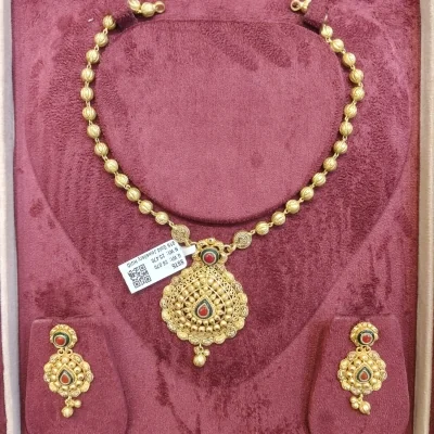 BEAUTIFUL 916 HUID HALLMARK ANTIQUE GOLD NECKLACE WITH EARINGS | SST5