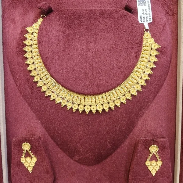 BEAUTIFUL 22CT 916 HUID HALLMARK GOLD NECKLACE WITH EARING IN LOVELY DESIGN | ZST40