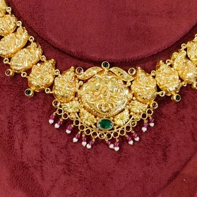 BEAUTIFUL 22CT 916 HUID HALLMARK GOLD NECKLACE WITH EARINGS WITH LOVEY STONES | ST925