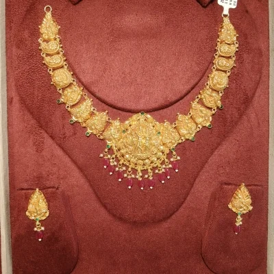 BEAUTIFUL 22CT 916 HUID HALLMARK GOLD NACKLACE IN ANTIQUE TEMPLE ART WITH LOVELY STONES | ZST87
