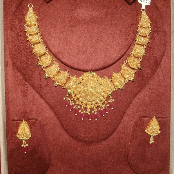 BEAUTIFUL 22CT 916 HUID HALLMARK GOLD NACKLACE IN ANTIQUE TEMPLE ART WITH LOVELY STONES | ZST87