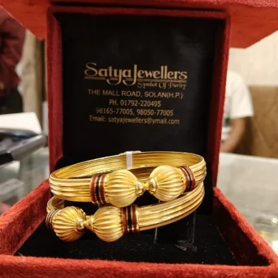 BEAUTIFUL 22CT 916 HUD HALLMARK GOLD BANGLES WITH UNIQUE DESIGN | KA383