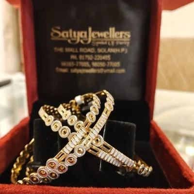 22CT 916 HUID HALLMARK GOLD BANGLES WITH LOVELY UNIQUE DESIGN | BNG1