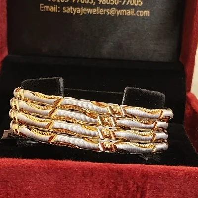 LOVELY DESIGNS IN 22CT 916 HUID HALLMARK GOLD BANGLES | BNG7