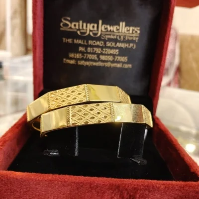 BEAUTIFUL 22CT 916 HUID HALLMARK GOLD BANGLES WITH LOVELY DESIGN | KA456