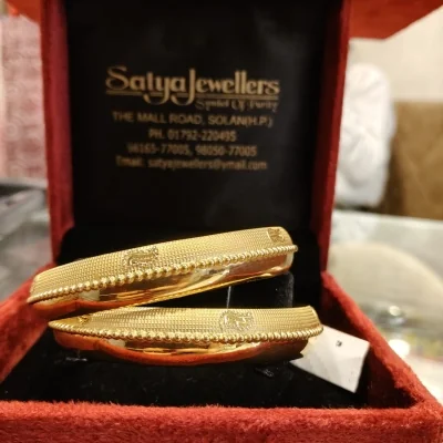 BEAUTIFUL 22CT 916 HUID HALLMARK GOLD BANGLES WITH LOVELY DESIGNS | KA524