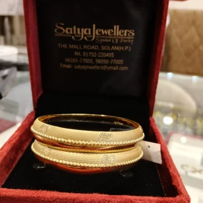 BEAUTIFUL 22CT 916 HUID HALLMARK GOLD BANGLES WITH LOVELY DESIGNS | KA524