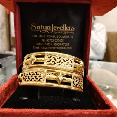 BEAUTIFUL 22CT 916 HUID HALLLMARK GOLD BANGLES WITH LOVELY DESIGN | KA459