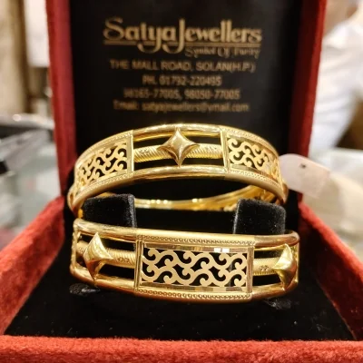 BEAUTIFUL 22CT 916 HUID HALLLMARK GOLD BANGLES WITH LOVELY DESIGN | KA459