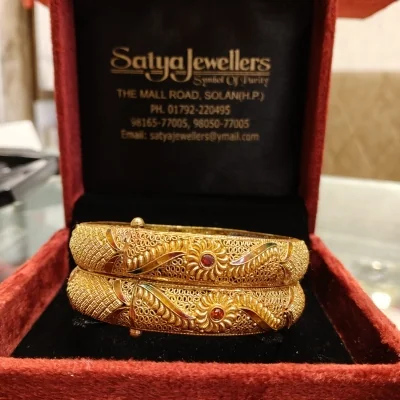 BEAUTIFUL 22CT 916 HUID HALLMARK GOLD BANGLES WITH LOVELY DESIGN | ZKA17