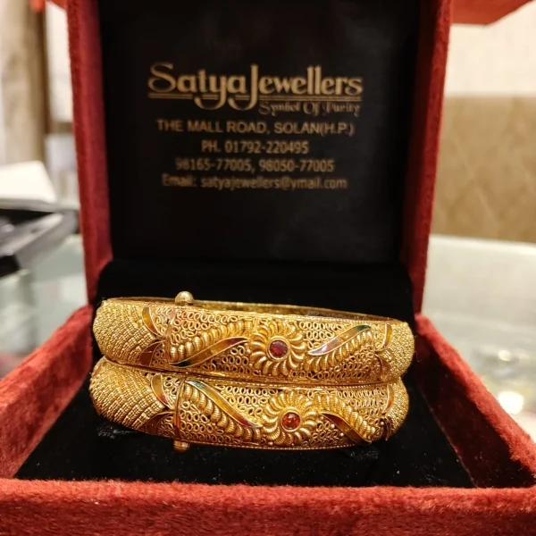 BEAUTIFUL 22CT 916 HUID HALLMARK GOLD BANGLES WITH LOVELY DESIGN | ZKA17