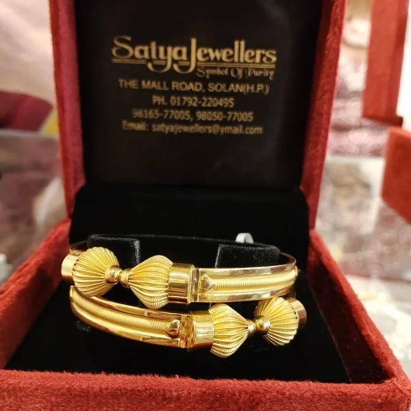 BEAUTIFUL 22CT 916 HUID HALLMARK GOLD BANGLES WITH UNIQUE DESIGN | KA315