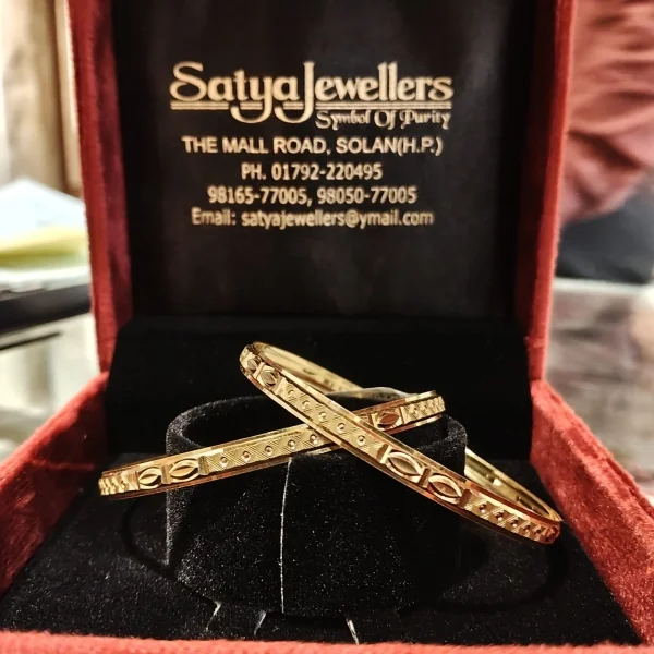 BEAUTIFUL 22CT 916 HUID HALLMARK GOLD BANGLES WITH LOVELY DESIGN | BNG57