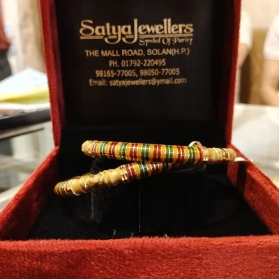 BEAUTIFUL 22CT 916 HUID HALLMARK GOLD BANGLES WITH LOVELY DESIGN | KA65