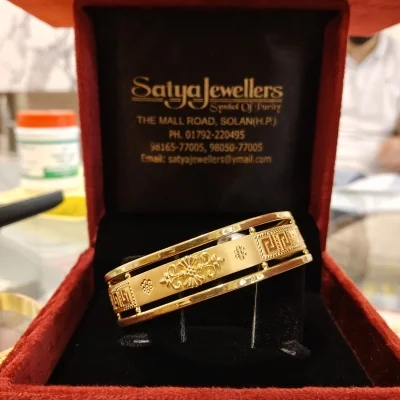 BEAUTIFUL 22CT 916HUID HALLMARK GOLD BANGLE WITH LOVELY DESIGN | KA260