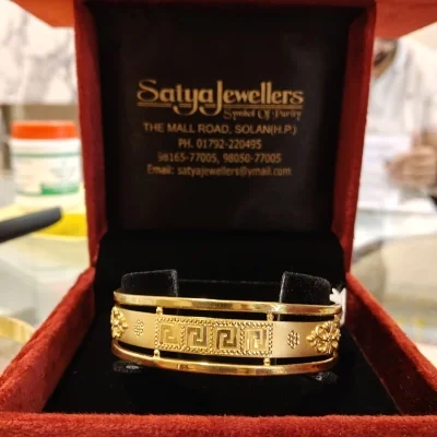 BEAUTIFUL 22CT 916HUID HALLMARK GOLD BANGLE WITH LOVELY DESIGN | KA260