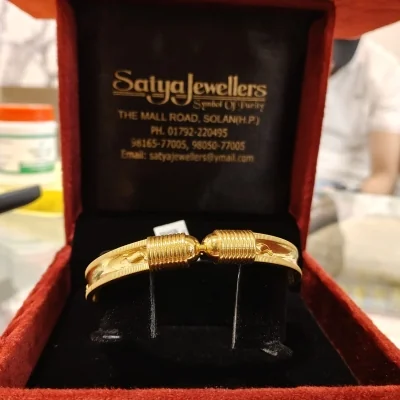 BEAUTIFUL 22CT 916 HUID HALLMARK GOLD BANGLE WITH LOVELY DESUGN | KA303/2