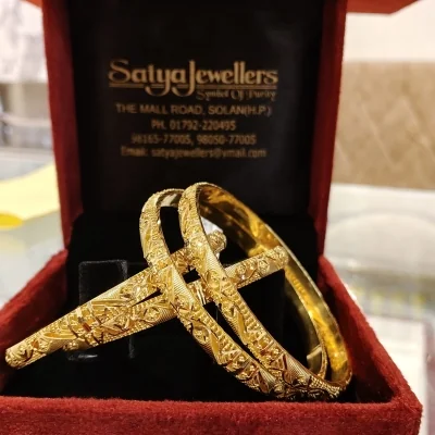 BEAUTIFUL 22CT 916 HUID HALLMARK GOLD BANGLES WITH UNIQUE DESIGN | ZBNG4