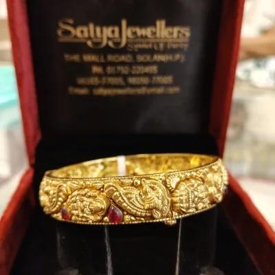 BEAUTIFUL 22CT 916HUID HALLMARK GOLD BANGLES WITH LOVELY PINK STONES | KA189