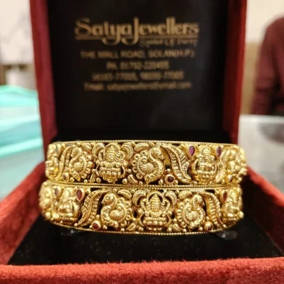 BEAUTIFUL 916 HUID HALLMARK GOLD KARA PAIR IN TEMPLE ART WITH LOVELY PINK STONES | KA144