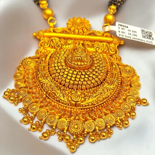 THE PINNACLE OF TRADITION.EXCLUSIVE GOLD LAXMI MANGALSUTRA PENDANTS. 916 HUID HALLMARK GOLD | ZMS54