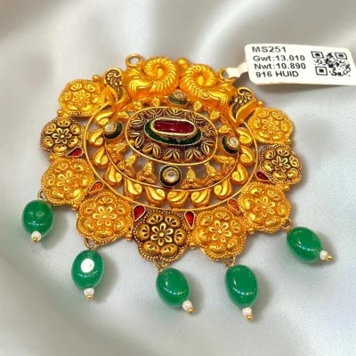 A TIMELESS SYMBOL OF LOVE AND COMMITMENT, REDEFINED FOR THE MODERN BRIDE.916 HUID MANGALSUTRA PENDANT | MS251