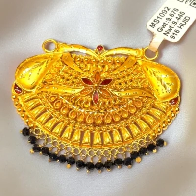 BEAUTIFUL 22CT 916 HUID HALLMARK GOLD MANGALSUTRA PENDENT WITH BLACK BEADS | MS1092