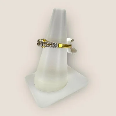 FOR MOMENTS THAT DESERVE TO SHINE FOREVER BEAUTIFUL LADIES DIAMOND RING IN FLOWER DESIGN| DLR54