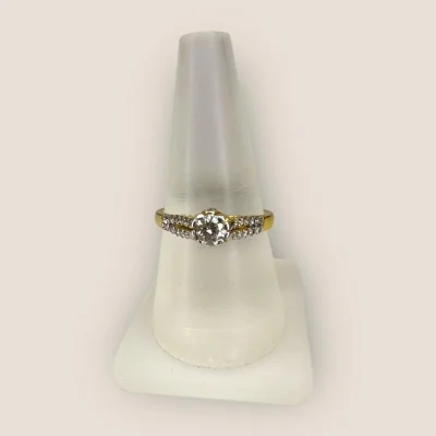 FOR MOMENTS THAT DESERVE TO SHINE FOREVER BEAUTIFUL LADIES DIAMOND RING IN FLOWER DESIGN| DLR54