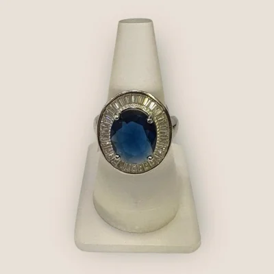 BEAUTIFUL STERLING SILVER LADIES RING WITH BLUE STONES | SLR573 BEAUTIFUL STERLING SILVER LADIES RING WITH BLUE STONES | SLR573