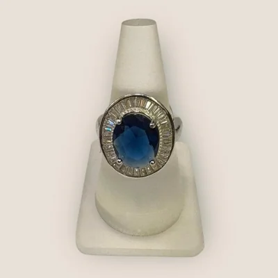 BEAUTIFUL STERLING SILVER LADIES RING WITH BLUE STONES | SLR573 BEAUTIFUL STERLING SILVER LADIES RING WITH BLUE STONES | SLR573