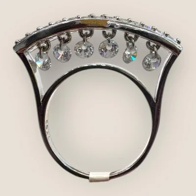 BEAUTIFUL STERLING SILVER LADIES RING WITH ZIRCONS | SLR579 BEAUTIFUL STERLING SILVER LADIES RING WITH ZIRCONS | SLR579