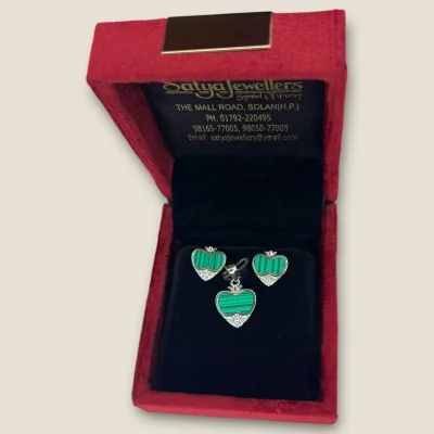 STERLING SILVER GIRLISH PENDENT SET IN HEART SHAPE WITH GREEN COLOUR |SPS66