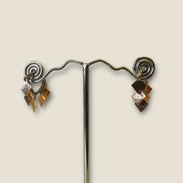 BEAUTIFUL STERLING SILVER GIRLISH EARINGS | STP16