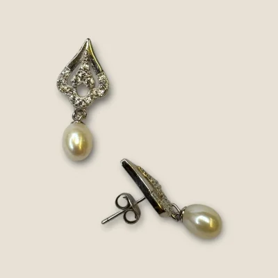 BEAUTIFUL STERLING SILVER GIRLISH EARING IN UNIQUE DESIGN | STP188 BEAUTIFUL STERLING SILVER GIRLISH EARING IN UNIQUE DESIGN | STP188