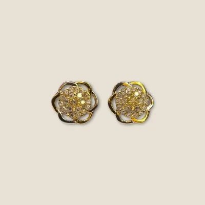 18K Gold Flower Design Female Studs | 1.320 GM | Screw Closure - FS6