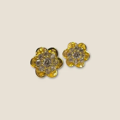 GOLD FEMALE STUDS IN BEAUTIFUL FLOWER DESIGN | FS11 GOLD FEMALE STUDS IN BEAUTIFUL FLOWER DESIGN | FS11