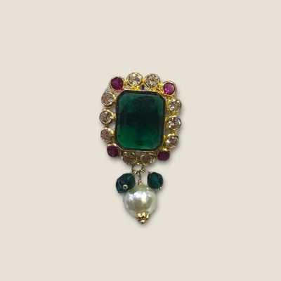 Exquisite Pearl and Emerald Pendant Set | STJ26 - Shop Now for Luxury Jewellery Exquisite Pearl and Emerald Pendant Set | STJ26 - Shop Now for Luxury Jewellery