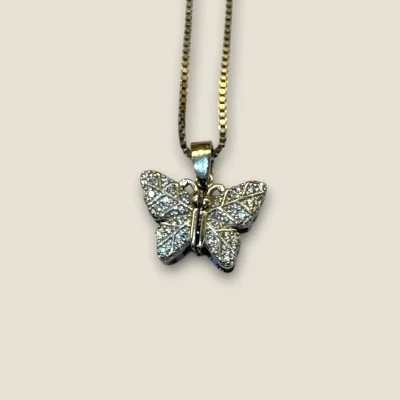 LOVELY STERLING SILVER GIRLISH NECKLACE WITH UNIQUE BUTTERFLY DESIGN | SC339