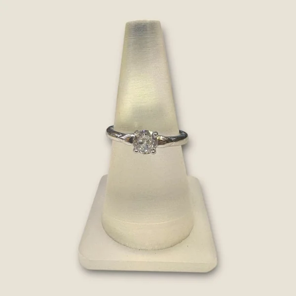 BEAUTIFUL STERLING SILVER GIRLISH RING WITH ZIRCONS | SLR634