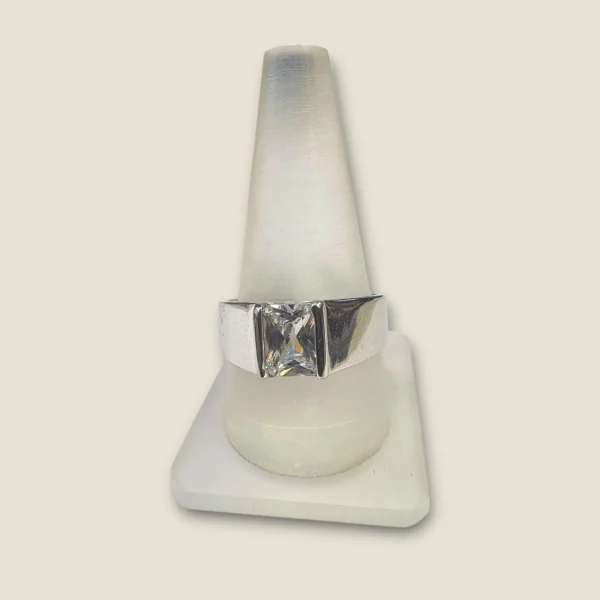 BEAUTIFUL STERLING SILVER MEN"S RING WITH ZIRCON | SGR258