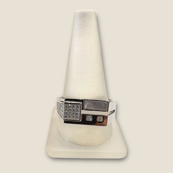 STERLING SILVER MEN'S RING WITH UNIQUE DESIGN | SGR271