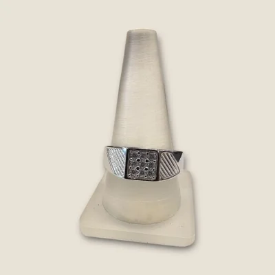 925 STERLING SILVER MEN'S RING WITH LOVELY DESIGN SGR265 925 STERLING SILVER MEN'S RING WITH LOVELY DESIGN SGR265